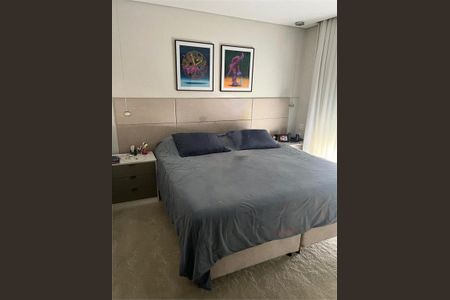 Apartamento à venda com 221m², 4 quartos e 4 vagas