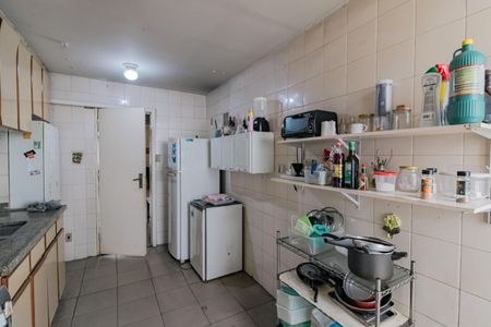Apartamento à venda com 110m², 3 quartos e sem vaga Apartamento à venda com 110m², 3 quartos e sem vagaCozinha