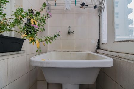 Apartamento à venda com 110m², 3 quartos e sem vaga Apartamento à venda com 110m², 3 quartos e sem vagaÁrea de Serviço