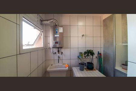 Apartamento à venda com 74m², 3 quartos e 1 vagaÁrea de Serviço