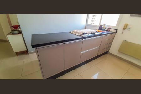 Apartamento à venda com 74m², 3 quartos e 1 vagaCozinha