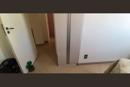 Apartamento à venda com 74m², 3 quartos e 1 vagaQuarto 2