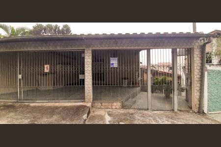 Casa à venda com 139m², 2 quartos e 3 vagasFachada