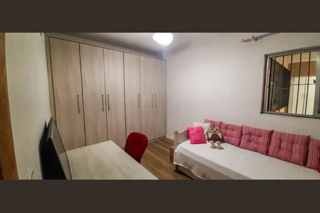 Casa à venda com 139m², 2 quartos e 3 vagasQuarto 2