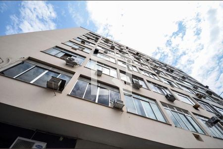 Apartamento à venda com 35m², 1 quarto e 1 vagaFachada