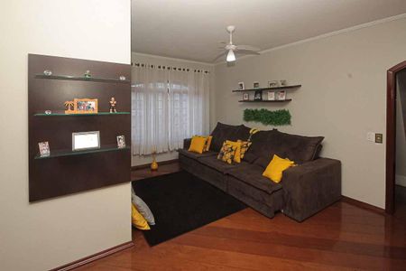 Casa à venda com 450m², 3 quartos e 8 vagas Casa à venda com 450m², 3 quartos e 8 vagasSala 4