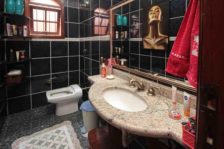 Casa à venda com 450m², 3 quartos e 8 vagas Casa à venda com 450m², 3 quartos e 8 vagasLavabo