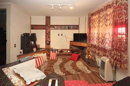 Casa à venda com 450m², 3 quartos e 8 vagas Casa à venda com 450m², 3 quartos e 8 vagasSala 2