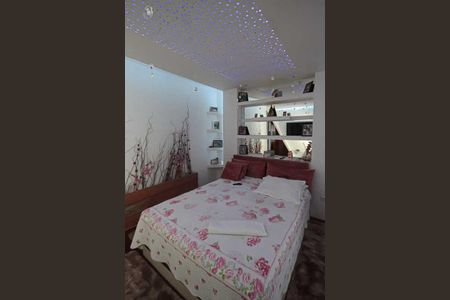 Casa à venda com 450m², 3 quartos e 8 vagas Casa à venda com 450m², 3 quartos e 8 vagasSuíte 2