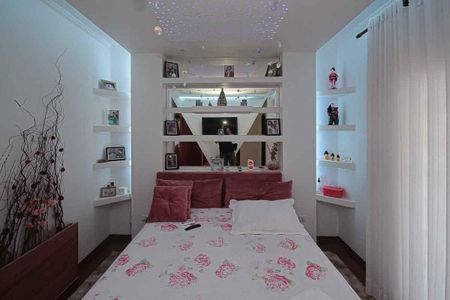 Casa à venda com 450m², 3 quartos e 8 vagas Casa à venda com 450m², 3 quartos e 8 vagasSuíte 2