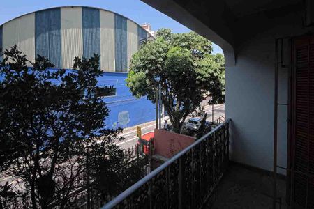 Casa à venda com 450m², 3 quartos e 8 vagas Casa à venda com 450m², 3 quartos e 8 vagasVaranda da Suíte 2