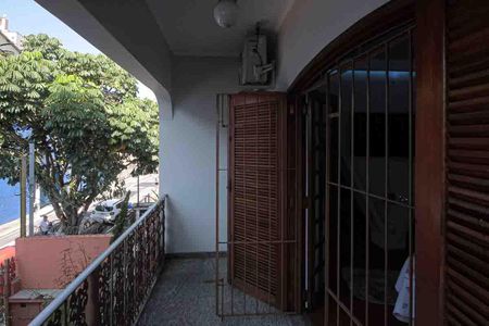 Casa à venda com 450m², 3 quartos e 8 vagas Casa à venda com 450m², 3 quartos e 8 vagasVaranda da Suíte 2