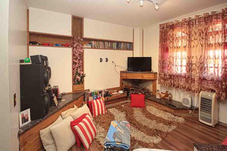 Casa à venda com 450m², 3 quartos e 8 vagas Casa à venda com 450m², 3 quartos e 8 vagasSala 2