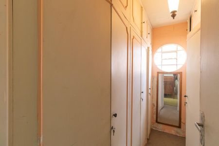 Casa à venda com 250m², 3 quartos e 2 vagasQuarto 1 - Suíte