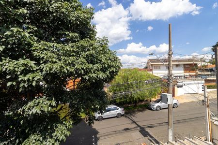 Casa à venda com 250m², 3 quartos e 2 vagasVista da suíte