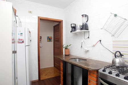 Apartamento à venda com 77m², 3 quartos e sem vagaCozinha + Área de Serviço