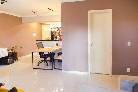 Apartamento à venda com 71m², 2 quartos e 1 vagaSala