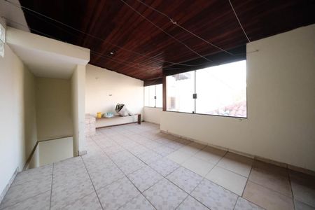 Casa à venda com 144m², 2 quartos e 3 vagasÁrea gourmet