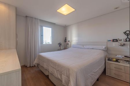Apartamento à venda com 97m², 3 quartos e 2 vagas Apartamento à venda com 97m², 3 quartos e 2 vagasSuíte