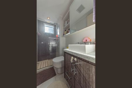 Apartamento à venda com 97m², 3 quartos e 2 vagas Apartamento à venda com 97m², 3 quartos e 2 vagasBanheiro da Suíte