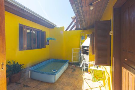 Casa à venda com 90m², 2 quartos e 1 vaga Casa à venda com 90m², 2 quartos e 1 vagaQuintal