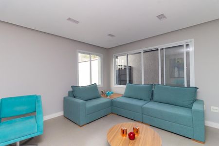 Casa à venda com 260m², 3 quartos e 3 vagas Casa à venda com 260m², 3 quartos e 3 vagasSala 1