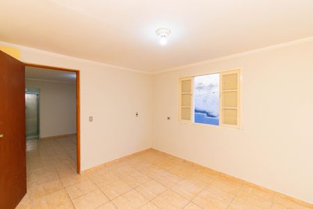 Casa para alugar com 30m², 1 quarto e sem vagaSala / Quarto