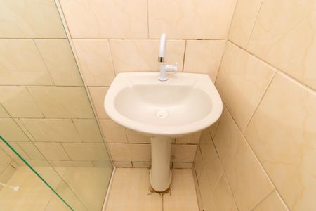 Casa para alugar com 30m², 1 quarto e sem vagaBanheiro