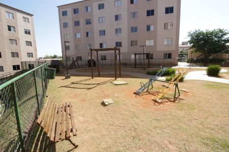 Apartamento à venda com 39m², 2 quartos e sem vagaÁrea comum - Playground