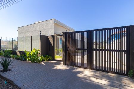 Casa de condomínio à venda com 150m², 2 quartos e 2 vagas Casa de condomínio à venda com 150m², 2 quartos e 2 vagasFachada