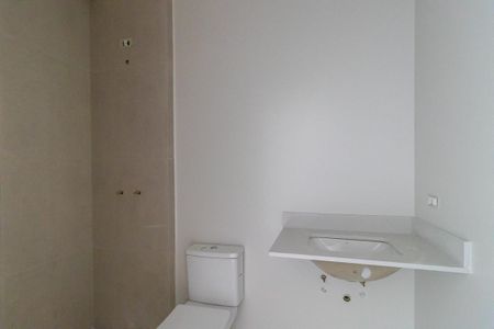 Casa de condomínio à venda com 150m², 2 quartos e 2 vagas Casa de condomínio à venda com 150m², 2 quartos e 2 vagasBanheiro social