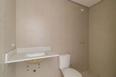 Casa de condomínio à venda com 150m², 2 quartos e 2 vagas Casa de condomínio à venda com 150m², 2 quartos e 2 vagasBanheiro da suíte 2