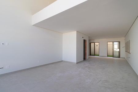 Casa de condomínio à venda com 150m², 2 quartos e 2 vagas Casa de condomínio à venda com 150m², 2 quartos e 2 vagasSala
