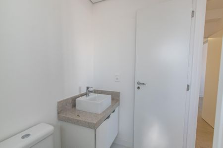 Apartamento à venda com 81m², 2 quartos e 1 vaga Apartamento à venda com 81m², 2 quartos e 1 vagaBanheiro da suíte 2