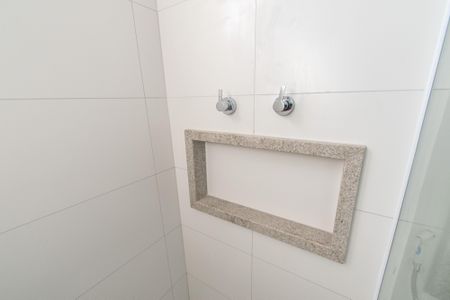 Apartamento à venda com 81m², 2 quartos e 1 vaga Apartamento à venda com 81m², 2 quartos e 1 vagaBanheiro da suíte 2