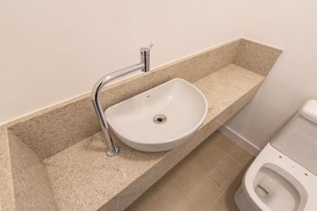 Apartamento à venda com 81m², 2 quartos e 1 vaga Apartamento à venda com 81m², 2 quartos e 1 vagaLavabo