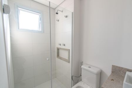 Apartamento à venda com 81m², 2 quartos e 1 vaga Apartamento à venda com 81m², 2 quartos e 1 vagaBanheiro da suíte 2