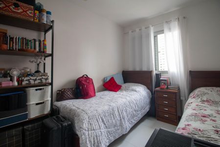 Apartamento à venda com 127m², 4 quartos e 4 vagas Apartamento à venda com 127m², 4 quartos e 4 vagasQuarto 4