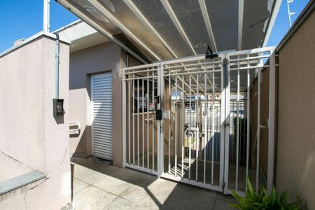 Apartamento à venda com 47m², 2 quartos e 1 vaga Apartamento à venda com 47m², 2 quartos e 1 vagaEntrada do Condomínio