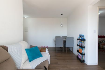 Apartamento à venda com 47m², 2 quartos e 1 vaga Apartamento à venda com 47m², 2 quartos e 1 vagaSala