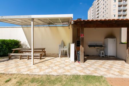 Apartamento à venda com 47m², 2 quartos e 1 vaga Apartamento à venda com 47m², 2 quartos e 1 vagaÁrea comum - Churrasqueira