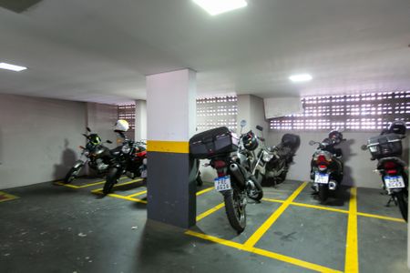 Apartamento à venda com 47m², 2 quartos e 1 vaga Apartamento à venda com 47m², 2 quartos e 1 vagaGaragem