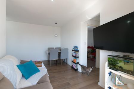Apartamento à venda com 47m², 2 quartos e 1 vaga Apartamento à venda com 47m², 2 quartos e 1 vagaSala