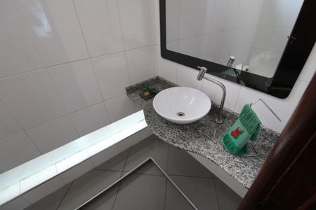 Apartamento à venda com 750m², 3 quartos e 6 vagasLavabo