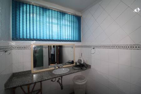 Apartamento à venda com 750m², 3 quartos e 6 vagasQuarto 1 - Banheiro