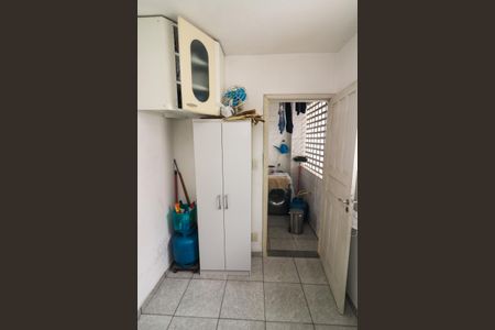 Apartamento à venda com 76m², 2 quartos e 1 vaga Apartamento à venda com 76m², 2 quartos e 1 vagaQuarto de Serviço