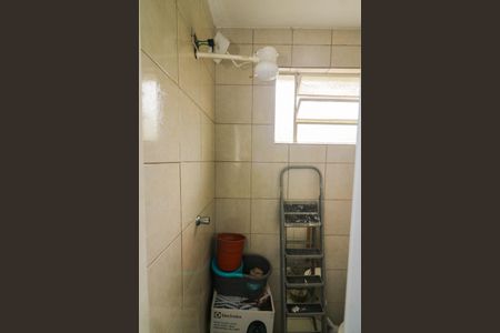 Apartamento à venda com 76m², 2 quartos e 1 vaga Apartamento à venda com 76m², 2 quartos e 1 vagaBanheiro de serviço