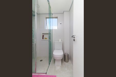 Apartamento à venda com 76m², 2 quartos e 2 vagas Apartamento à venda com 76m², 2 quartos e 2 vagasBanheiro