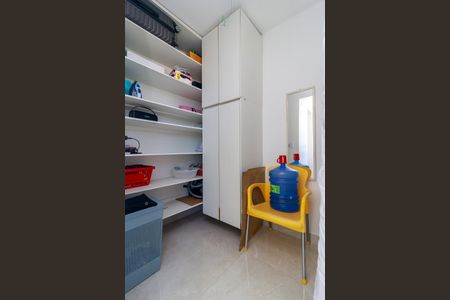 Apartamento à venda com 76m², 2 quartos e 2 vagas Apartamento à venda com 76m², 2 quartos e 2 vagasÁrea de Serviço - Despensa