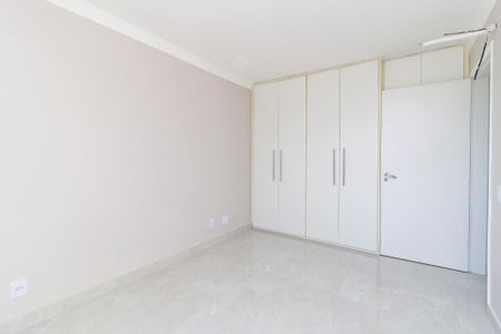 Apartamento à venda com 76m², 2 quartos e 2 vagas Apartamento à venda com 76m², 2 quartos e 2 vagasQuarto 1